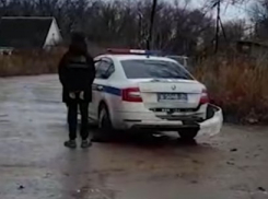 Женщина-полицейский с погоней и стрельбой задержала нарушителя в Волжском: видео