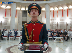 Боевые награды передали родным 10 погибших на Украине волгоградцев