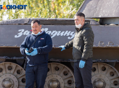 Непривитых от коронавируса сотрудников будут увольнять в Волгограде: Роструд разъяснил новые правила