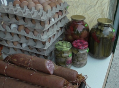 Волгоградцев накормили продукцией из исправительных колоний 