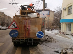 В Волгограде из-за работ на электросетях образовались пробки  