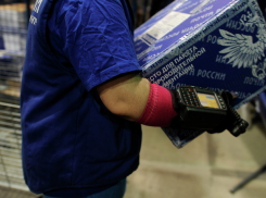 Сотрудницу почты в Волгограде уволили за продажу конфет пенсионерам по 570 рублей