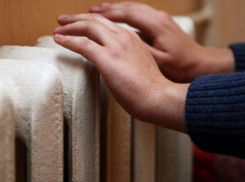 Глава Волгограда велел начать отопительный сезон 11 октября