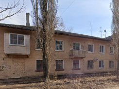 Бесплатное жилье выдали 70 семьям взамен развалюх на окраине Волгограда