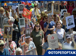 Шествие «Бессмертный полк» в Волгограде 9 мая в объективе фотографа
