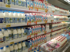 В Волгограде подорожали молоко и сахар