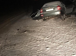Легковушка врезалась в японский грузовик под Волгоградом: четыре человека в больнице