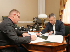 Субсидия в 100 тыс рублей и сотни километров труб: Алексей Волоцков обсудил догазификацию Волгоградской области  