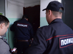 В Волжском в домах руководителей УК провели обыски