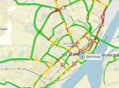 «Яндекс.Пробки»: средняя скорость движения в Волгограде не более 7 километров в час