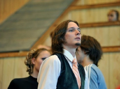 30 волгоградцев сдали кровь для сбитого двумя авто велосипедиста, но нужно еще