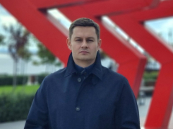 Самолет с экс-депутатом запретили сажать в Волгограде из-за плана «Ковер»