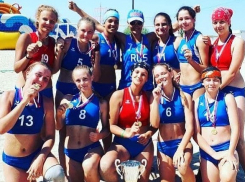 Волгоградки показали всей России, что нужно делать в купальниках