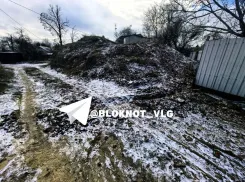 «Одна из дач полностью в воде»: коммунальное бедствие сняли на видео в Волгограде 