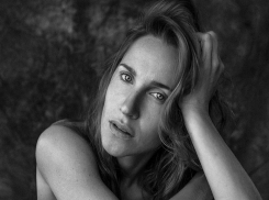 «Я читаю ваши мысли»: Юлия Ковальчук представила новую песню