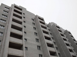 Десятиэтажный проблемный долгострой на севере Волгограда сдали через 7 лет