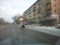 Волгоградец на ВАЗ-2106 сбил пенсионерку и ее 14-летнюю внучку