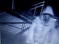 Велосипедный «маньяк» попал на видео в Волгограде