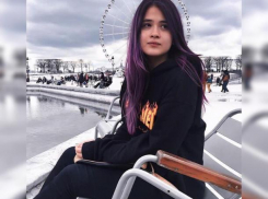 Французы часто не понимают значение русского мата, - волжанка Анжелика Цой о жизни во Франции