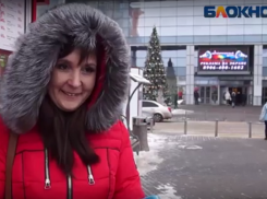 Жители Волгограда хотят получить на Новый год кроссовки, отношения и детали от велосипеда