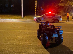 Квадроцикл опрокинулся в ДТП на 3-й Продольной в Волгограде: подробности о пострадавших