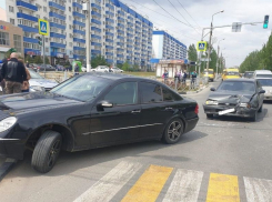 11-летний школьник и четверо взрослых попали в ДТП в Волгоградской области