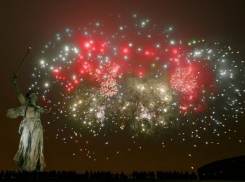 Праздничный салют прогремит в Волгограде в День защитника Отечества