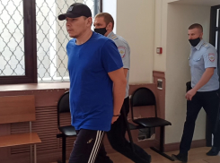 В Волгограде оглашен приговор отчиму-насильнику, убившему 10-летнюю падчерицу