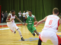 Волгоградский «Красный Октябрь» проиграл в домашнем матче казанскому УНИКСу