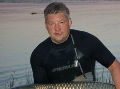 Утонувший кандидат в мэры Волгограда нырнул в ледяную воду без акваланга 