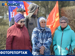 «Митинг был малочисленный, но бурный»: против поправок в Конституцию пришли поспорить меньше сотни волгоградцев 