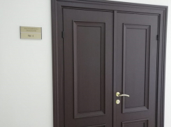 Начальник отдела Жилинспекции отправляется под суд в Волгограде за взятки от УК