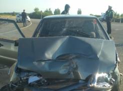 Двое жителей Волгоградской области попали в смертельное массовое ДТП на трассе «Москва-Астрахань»