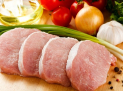 В Волгоградской области подорожали мясо и фрукты с овощами