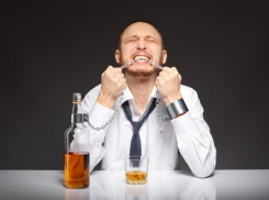 Как расстаться с бутылкой? В Волгограде есть те, кто поможет