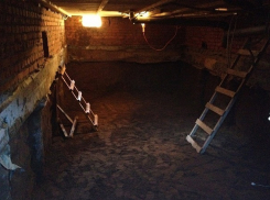 Мужчина убил двоих товарищей и похоронил в частном доме под Волгоградом