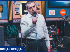 «Не устал удивляться наваристым щам»: волгоградский поэт Павел Великжанин об интеллекте, рифме и современниках