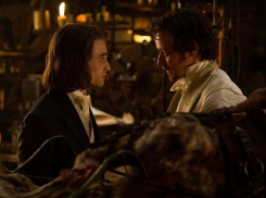 На премьере фильма «Франкенштейн» волгоградцы требовали у «Гарри Поттера» победить монстра волшебной палочкой