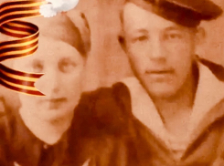 Познакомились в госпитале в Сталинградскую битву: история любви матроса и швеи