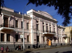 На главных туристских объектах Волгограда были установлены первые QR-коды 