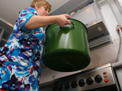 Две недели без горячей воды проведут жители центра и Ворошиловского районов Волгограда