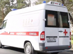 Спасенная из пожара женщина скончалась на руках медиков в Волгоградской области