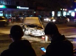 Блогер выложил в сеть фото страшной аварии на севере Волгограда