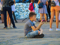 Волгоградец пятый день ждет доставку из магазина игрушек: день рождения ребенка испорчен