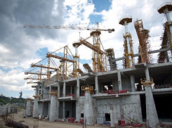 Андрей Бочаров проинспектировал строительство стадиона «Волгоград Арена» 