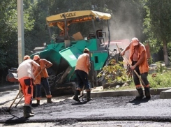 В микрорайоне Тулака в Волгограде завершается ремонт дорог