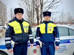 Полицейские в Волгограде помогли спасти жизнь 8-летнему мальчику 