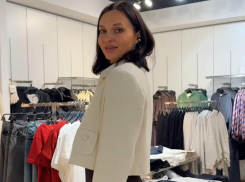 Варианты обойти строгий рабочий дресс-код подсказала стилист 