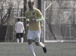 После матча в Волгограде умер известный футболист Александр Махин