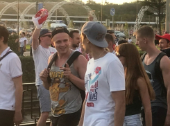 Никакие они не хулиганы, а веселые ребята, - волгоградцы проводили последних иностранных гостей ЧМ-2018 ﻿